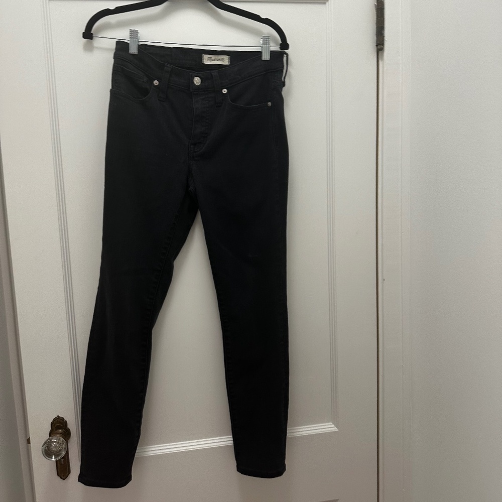 Madewell 9" High-Rise Skinny Jeans in Black